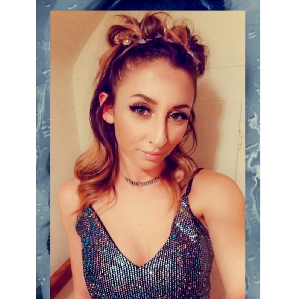 Meet your Posher, Leah